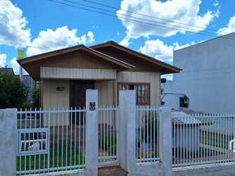 Casa para vender no bairro Centro, Fraiburgo - Santa Catarina